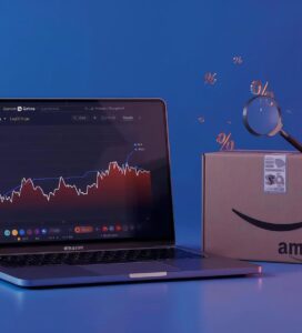 Лаптоп с графика за проследяване на цени Keepa и пратка от Amazon Германия